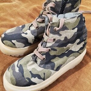 Camouflage Combat Boots for Women